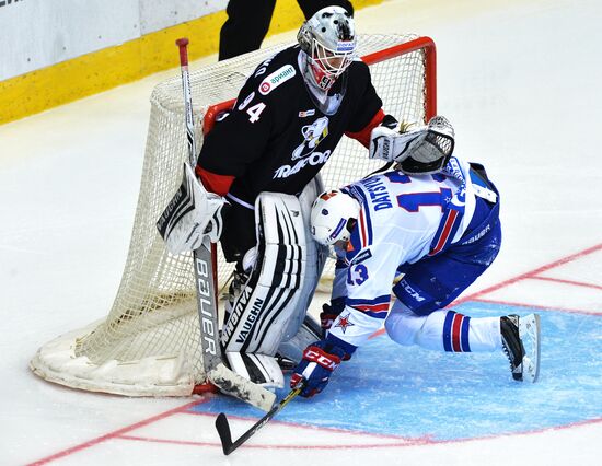 Kontinental Hockey League. Traktor vs. SKA