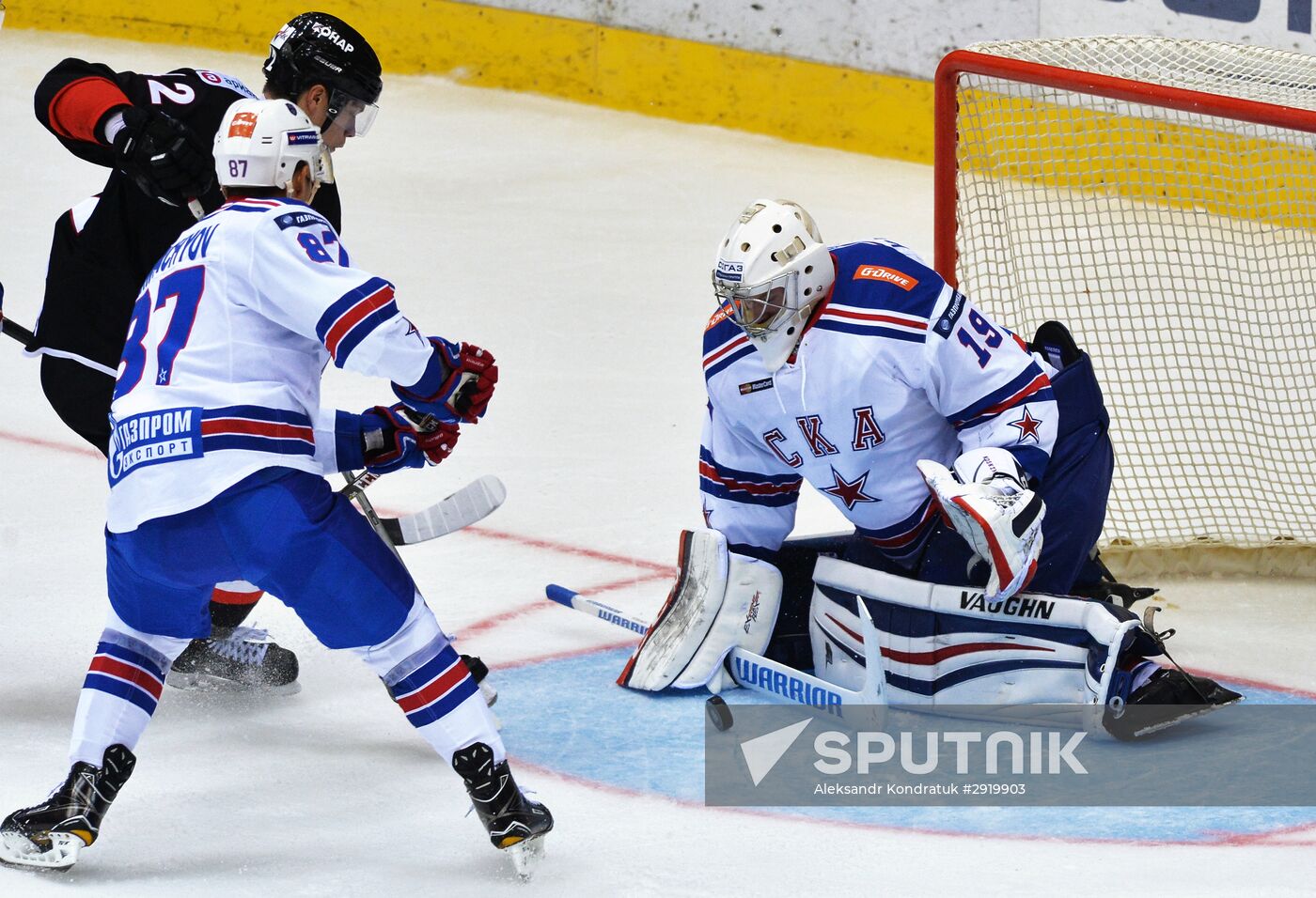 Kontinental Hockey League. Traktor vs. SKA