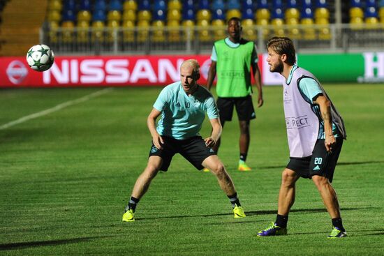 Football. League of Champions. Training session of FC Ajax