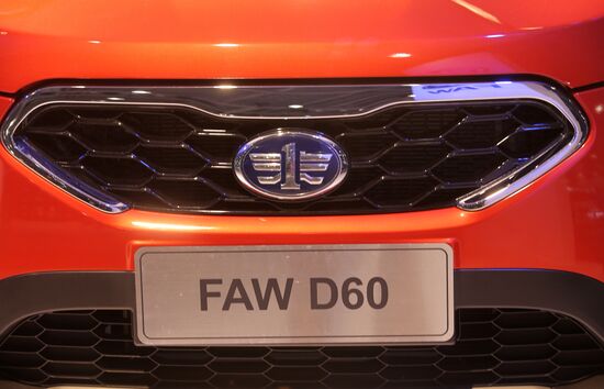 Moscow International Automobile Salon. Day Two