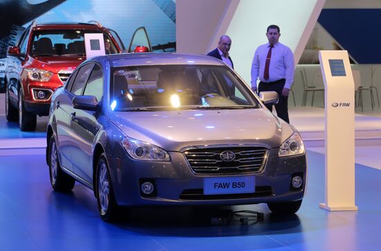 Moscow International Automobile Salon. Day Two
