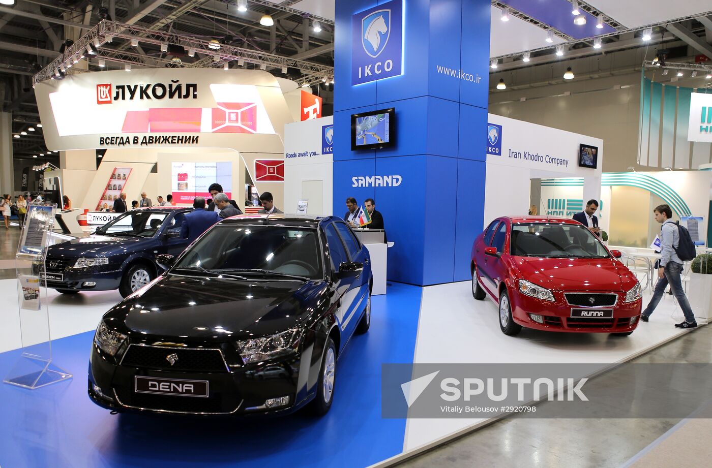 Moscow International Automobile Salon. Day two