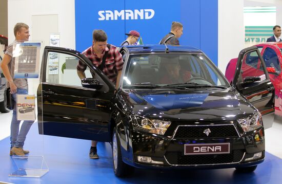 Moscow International Automobile Salon. Day two