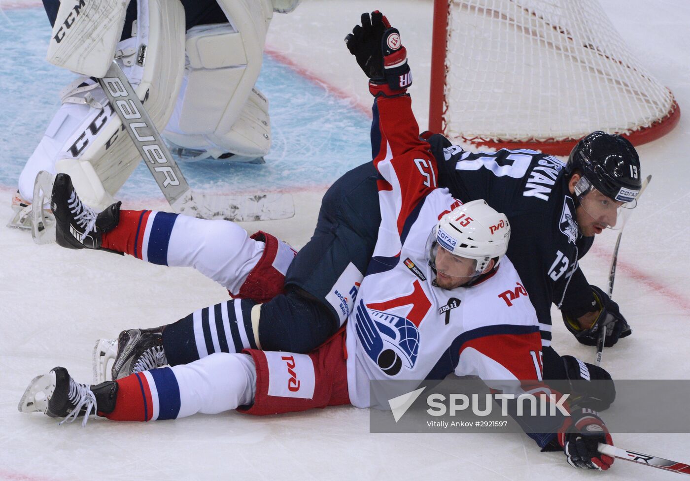 Kontinental Hockey League. Admiral vs. Lokomotiv