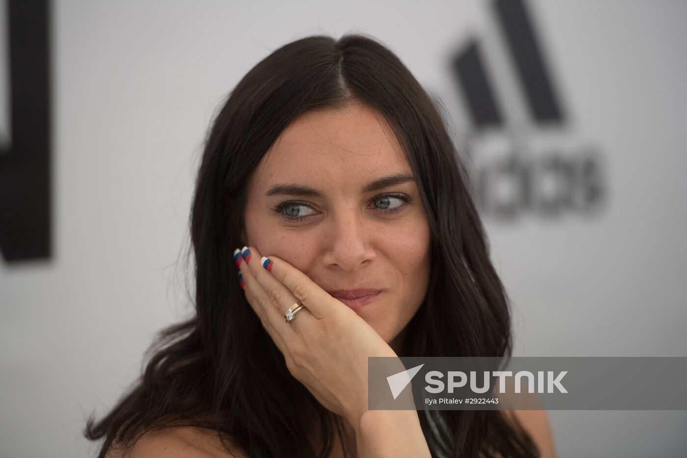 Yelena Isinbaeva holds open training