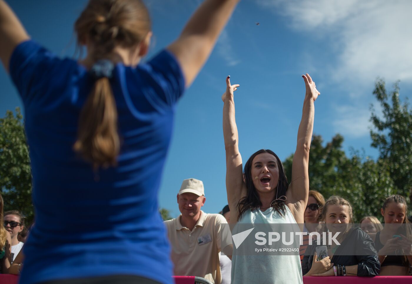 Yelena Isinbaeva holds open training