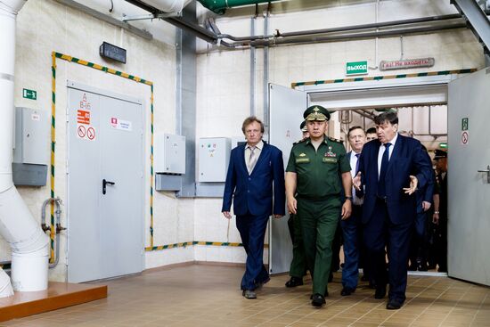 Russian Defense Minister Sergey Shoigu visits Krasnoyarsk machine-building plant