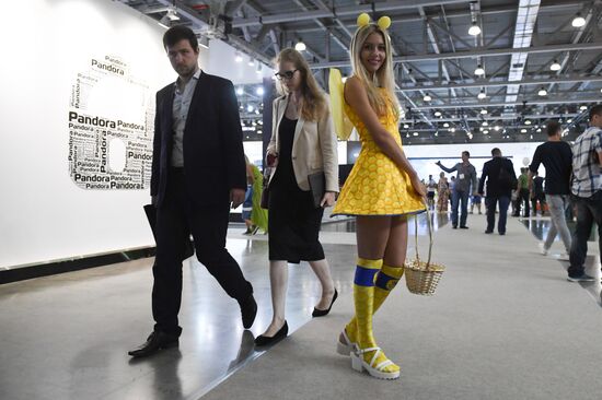Moscow International Automobile Salon wraps up