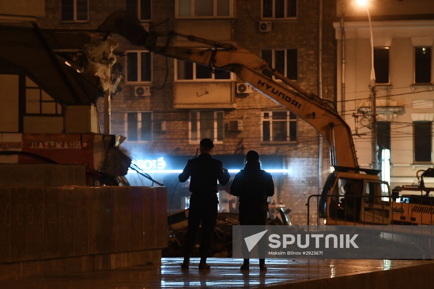 Demolition of unauthorized buildings continues in Moscow