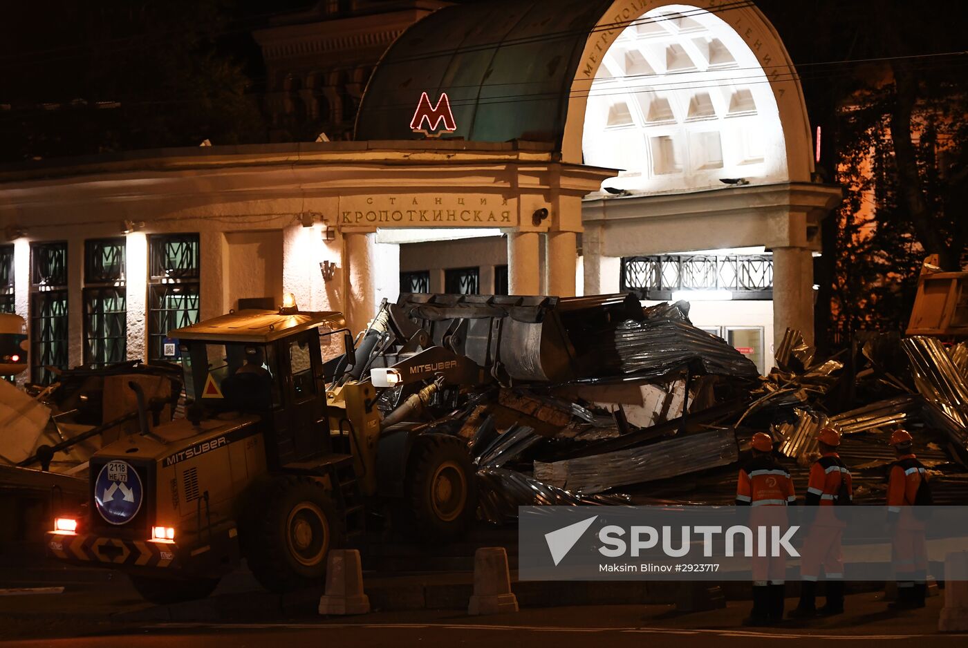 Demolition of unauthorized buildings continues in Moscow