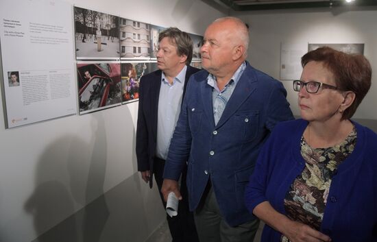 Exhibition of winners of Andrei Stenin international press photo contest opens in Moscow