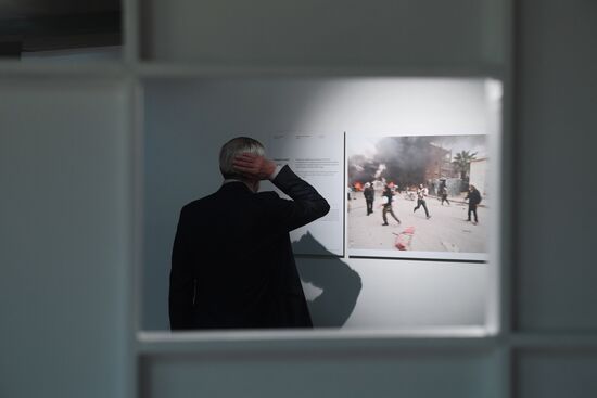 Exhibition of winners of Andrei Stenin international press photo contest opens in Moscow