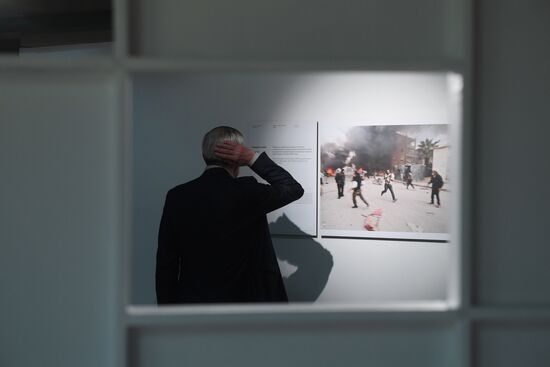 Exhibition of winners of Andrei Stenin international press photo contest opens in Moscow