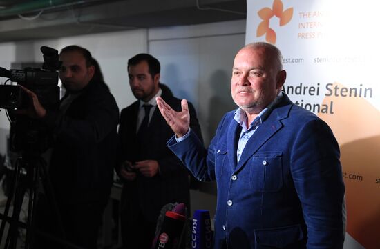 Exhibition of photos by Andrei Stenin International Press Photo Contest winners opens in Moscow