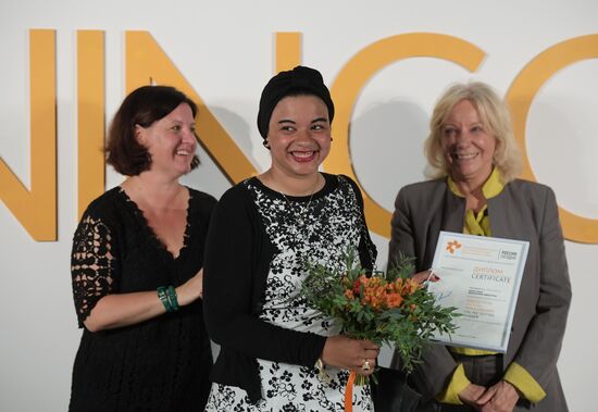 Exhibition of photos by Andrei Stenin International Press Photo Contest winners opens in Moscow