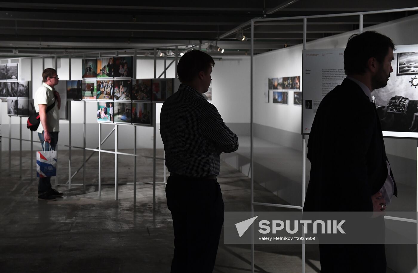 Exhibition of photos by Andrei Stenin International Press Photo Contest winners opens in Moscow