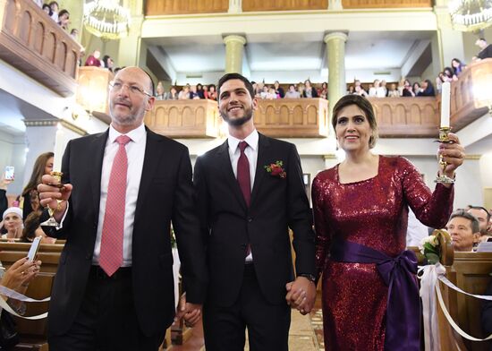 Jewish wedding ceremony