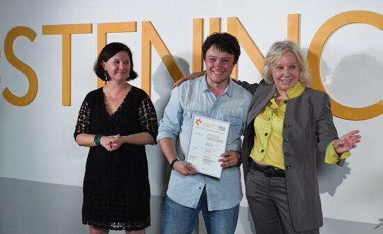 Exhibition of photos by Andrei Stenin International Press Photo Contest winners opens in Moscow