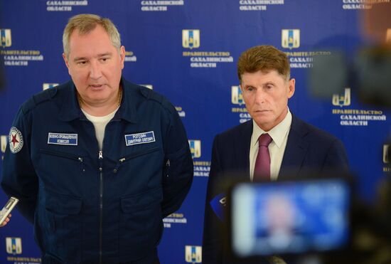 Dmitry Rogozin conducts working trip to Yuzhno-Sakhalinsk