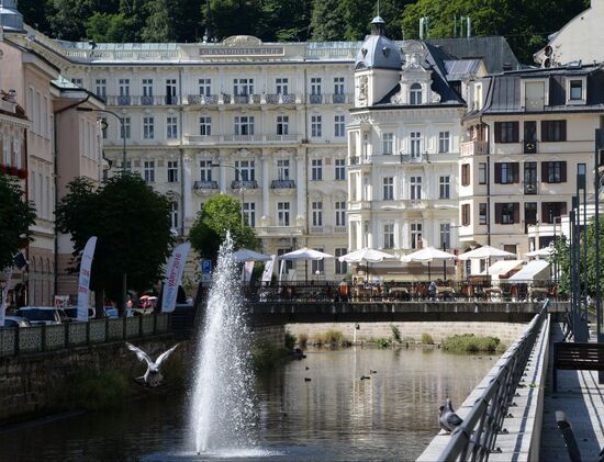 Cities of the world. Karlovy Vary