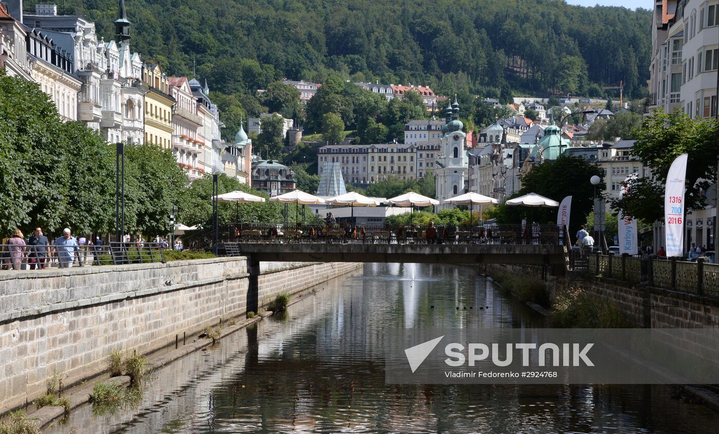 Cities of the world. Karlovy Vary