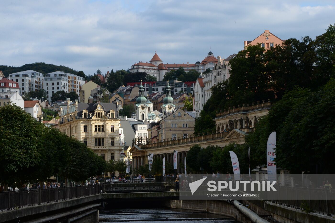 Cities of the world. Karlovy Vary