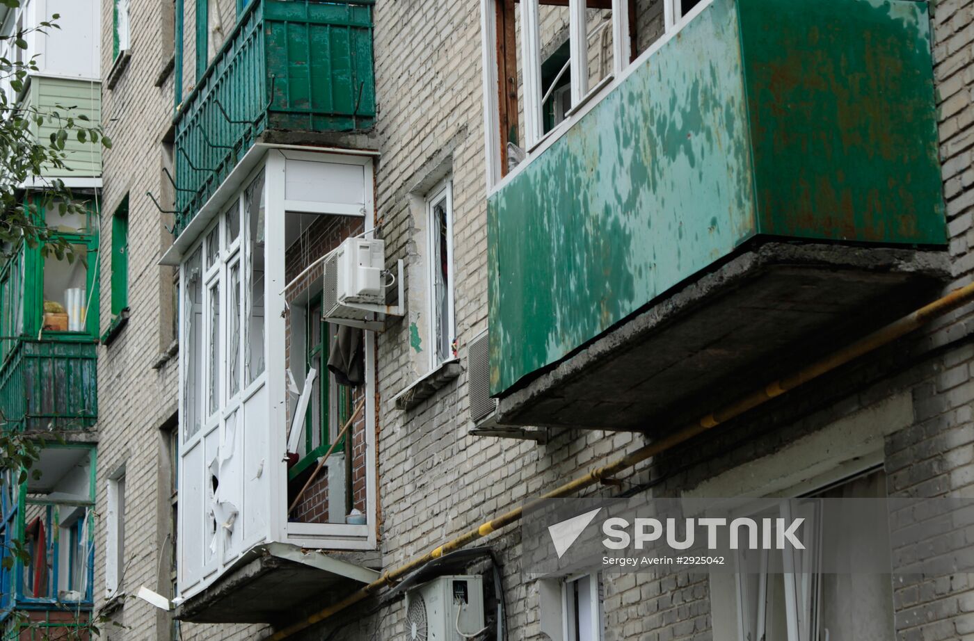 Aftermath of shelling Yasinovataya town