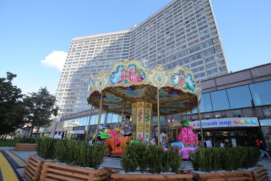 Novy Arbat Street after renovation