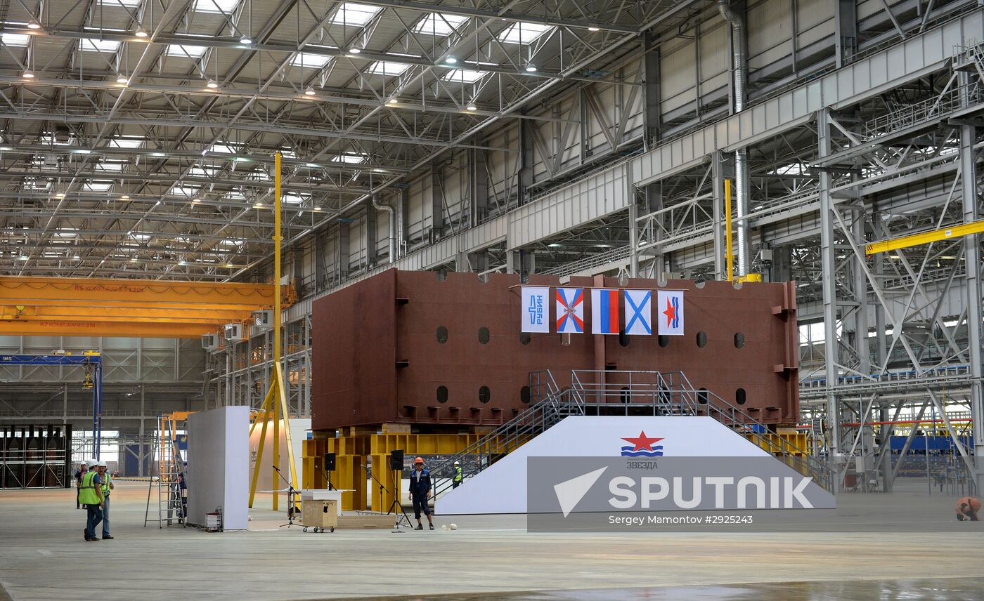 Deputy Prime Minister Dmitry Rogozin's visit to Zvezda shipyard in Vladivostok