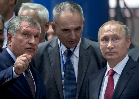 Vladimir Putin visits Far Eastern Federal District
