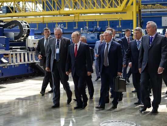 Vladimir Putin visits Far Eastern Federal District