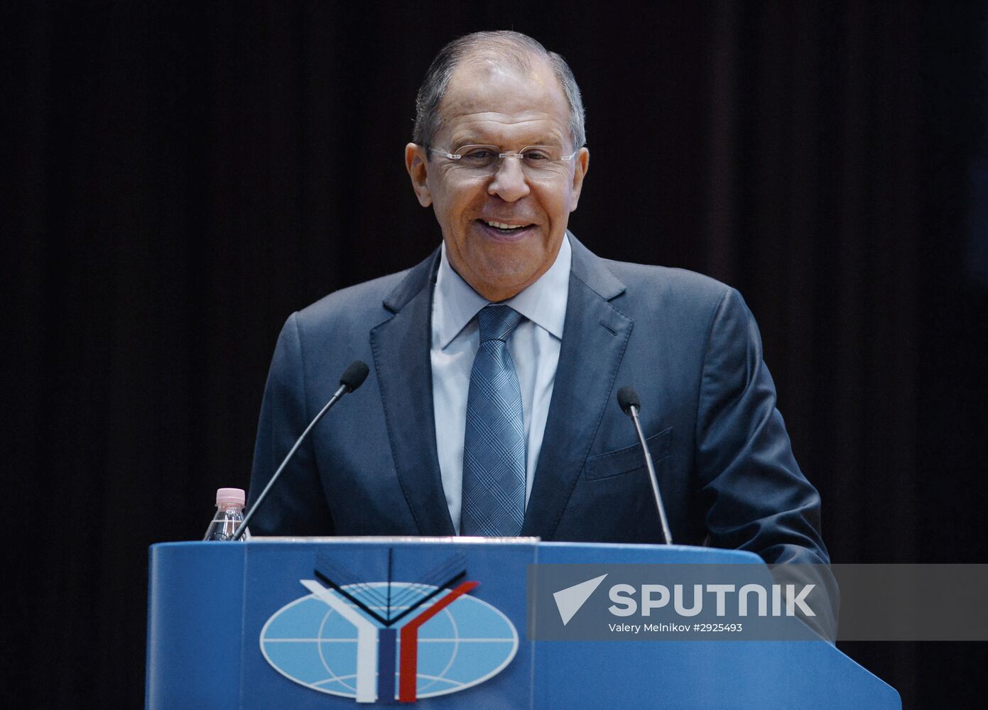 Foreign Minister Sergey Lavrov meets MGIMO students and faculty