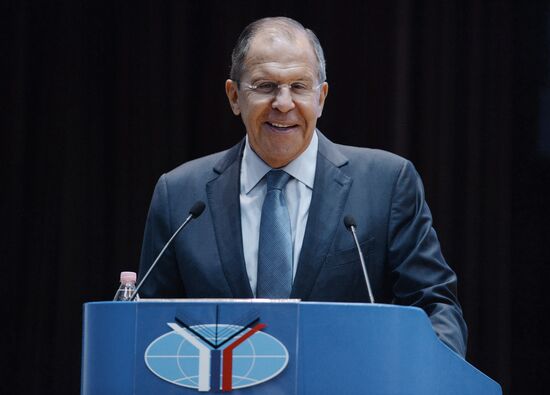 Foreign Minister Sergey Lavrov meets MGIMO students and faculty