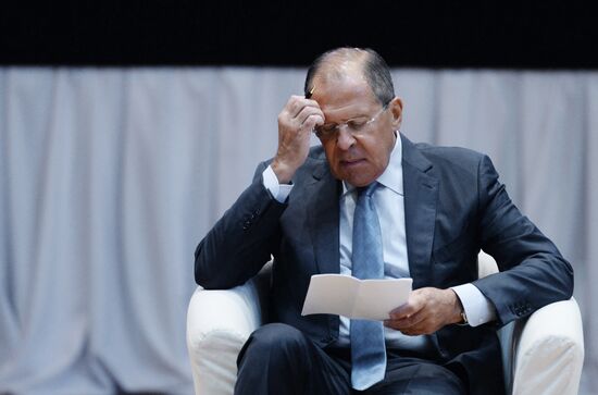 Foreign Minister Sergey Lavrov meets MGIMO students and faculty