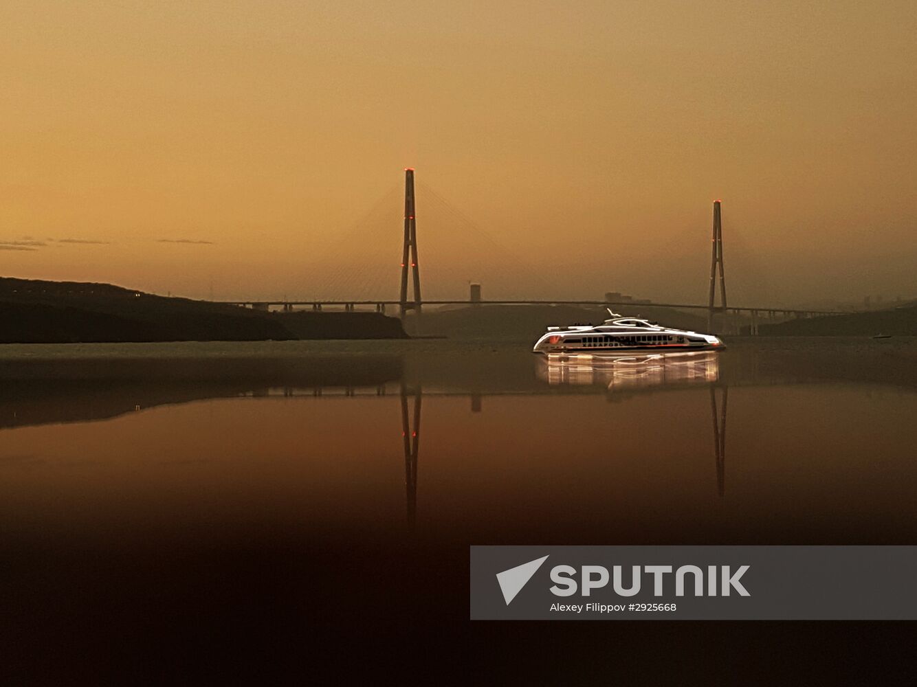 Yacht in Ajax Bay on Russky Island