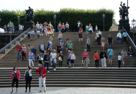 Cities of the world. Dresden.
