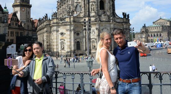 Cities of the world. Dresden.