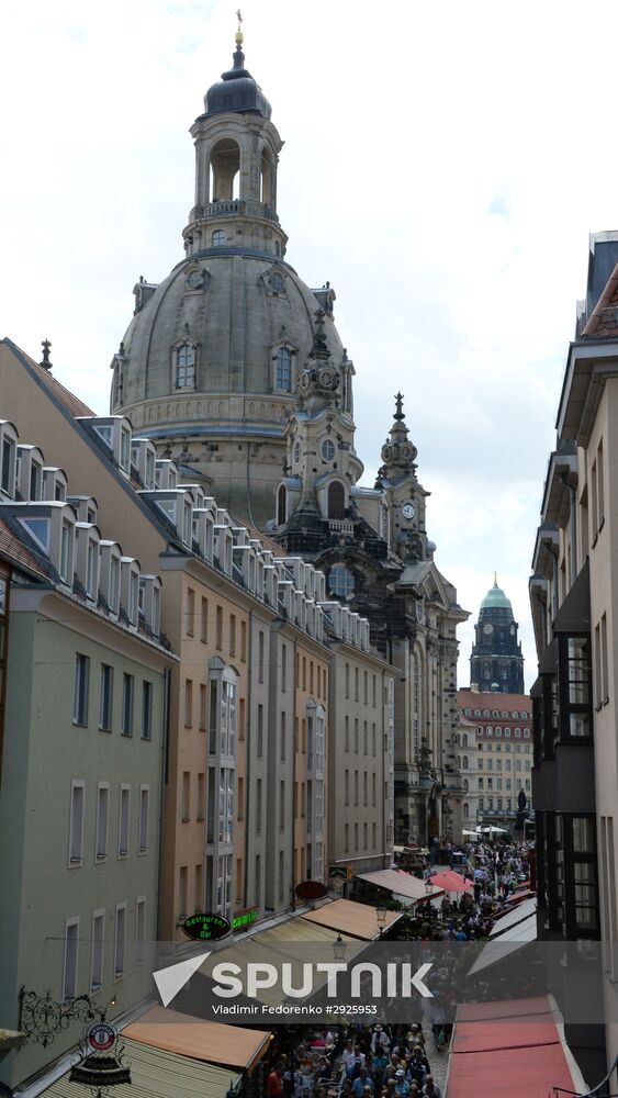 Cities of the world. Dresden.