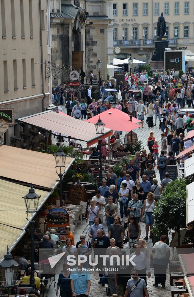 Cities of the world. Dresden.