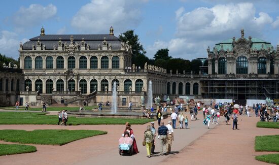Cities of the world. Dresden.