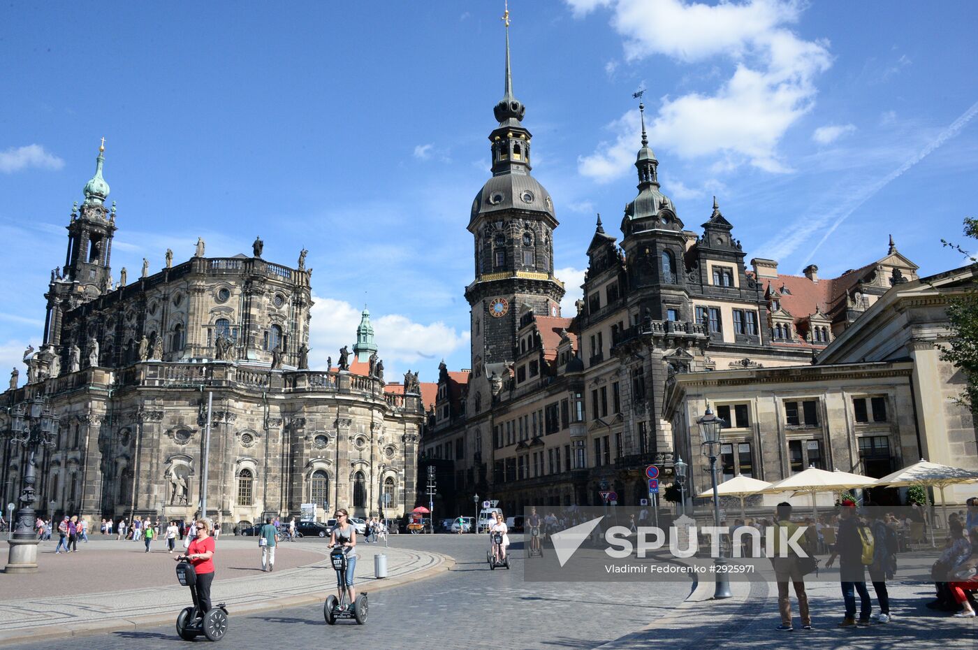 Cities of the world. Dresden.