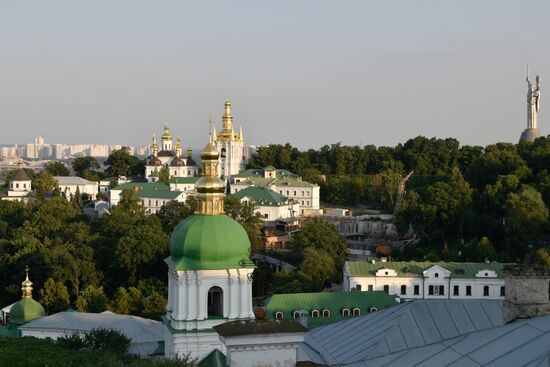 Cities of the world. Kiev
