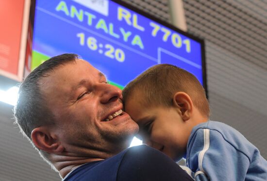 First charter flight to Turkey