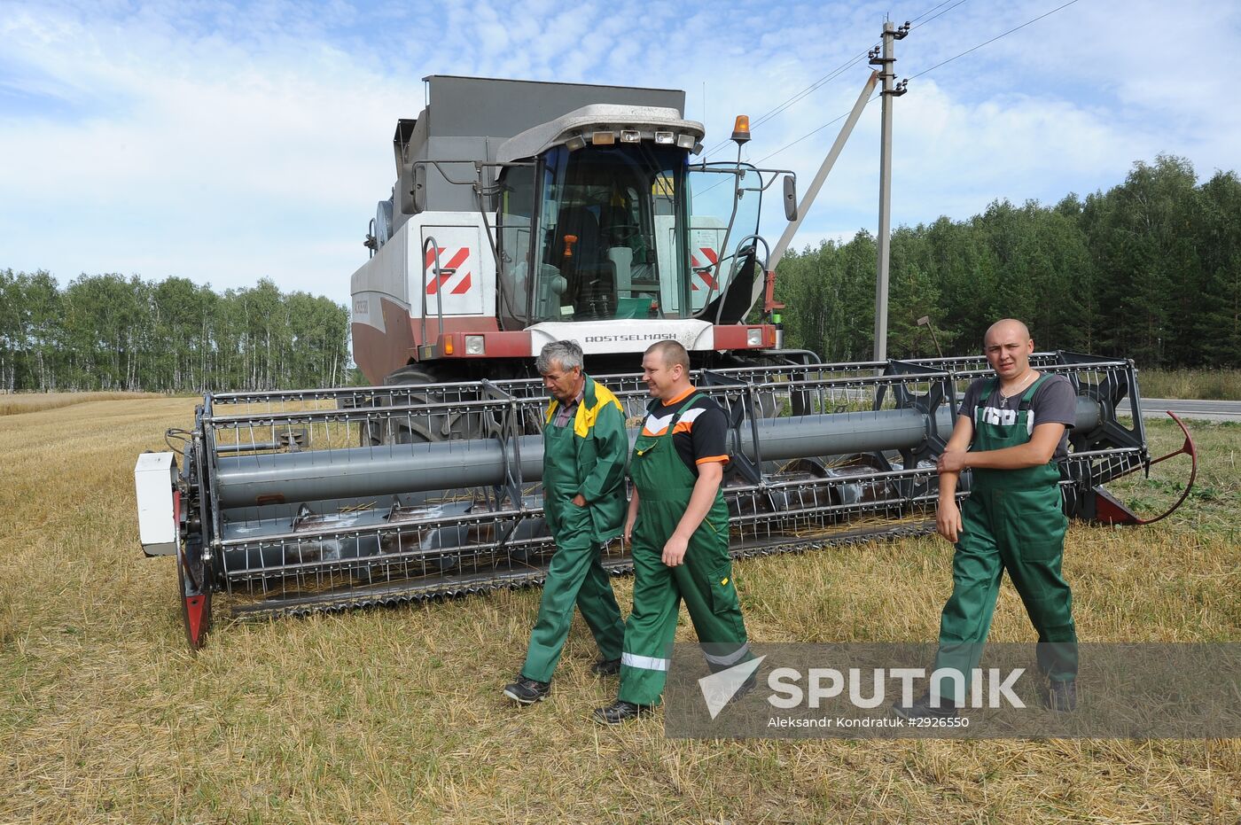 Grain harvesting in Chelyabinsk Region