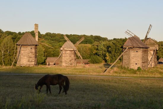 Cities of the world. Kiev