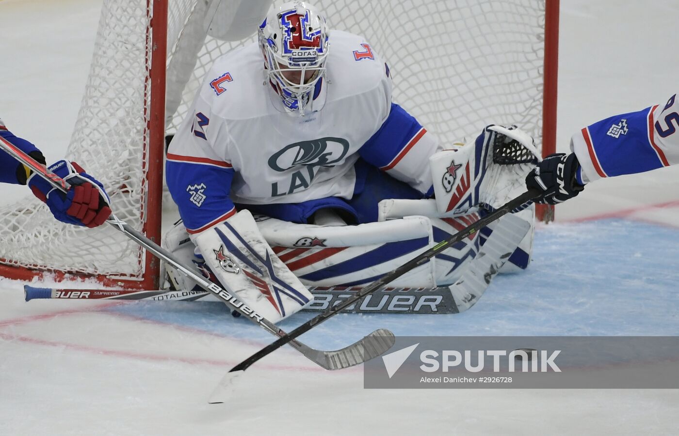 Hockey. KHL. SKA vs Lada