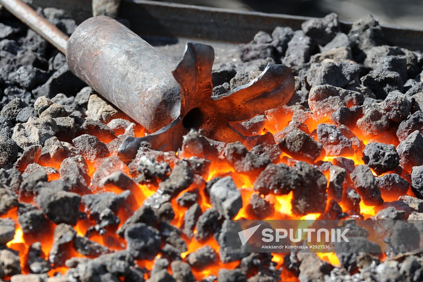 Russian artistic balcksmithing championship in Chelyabinsk