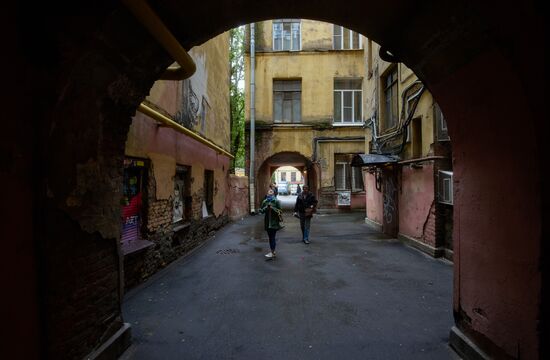 Monument to Sergei Dovlatov unceiled in St. Petersburg