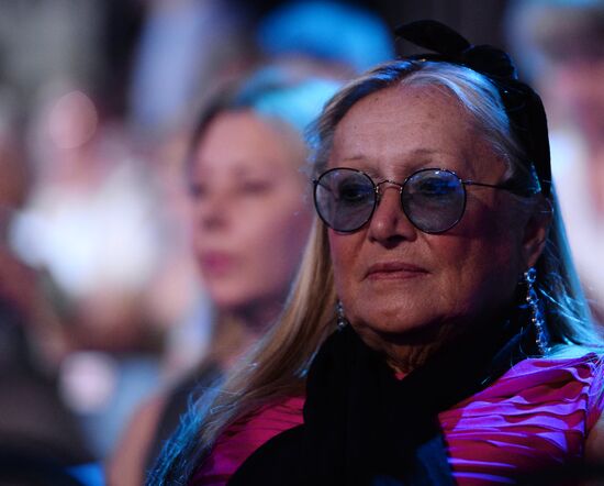 2016 New Wave international music contest for young pop singers. Day Two