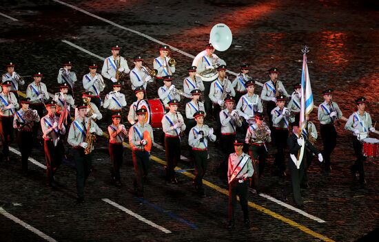 Spasskaya Tower 2016 international military music festival closing ceremony